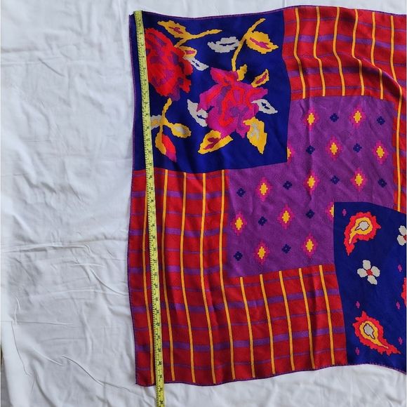 Adrienne Vittadini Scarf - Picture 4 of 8